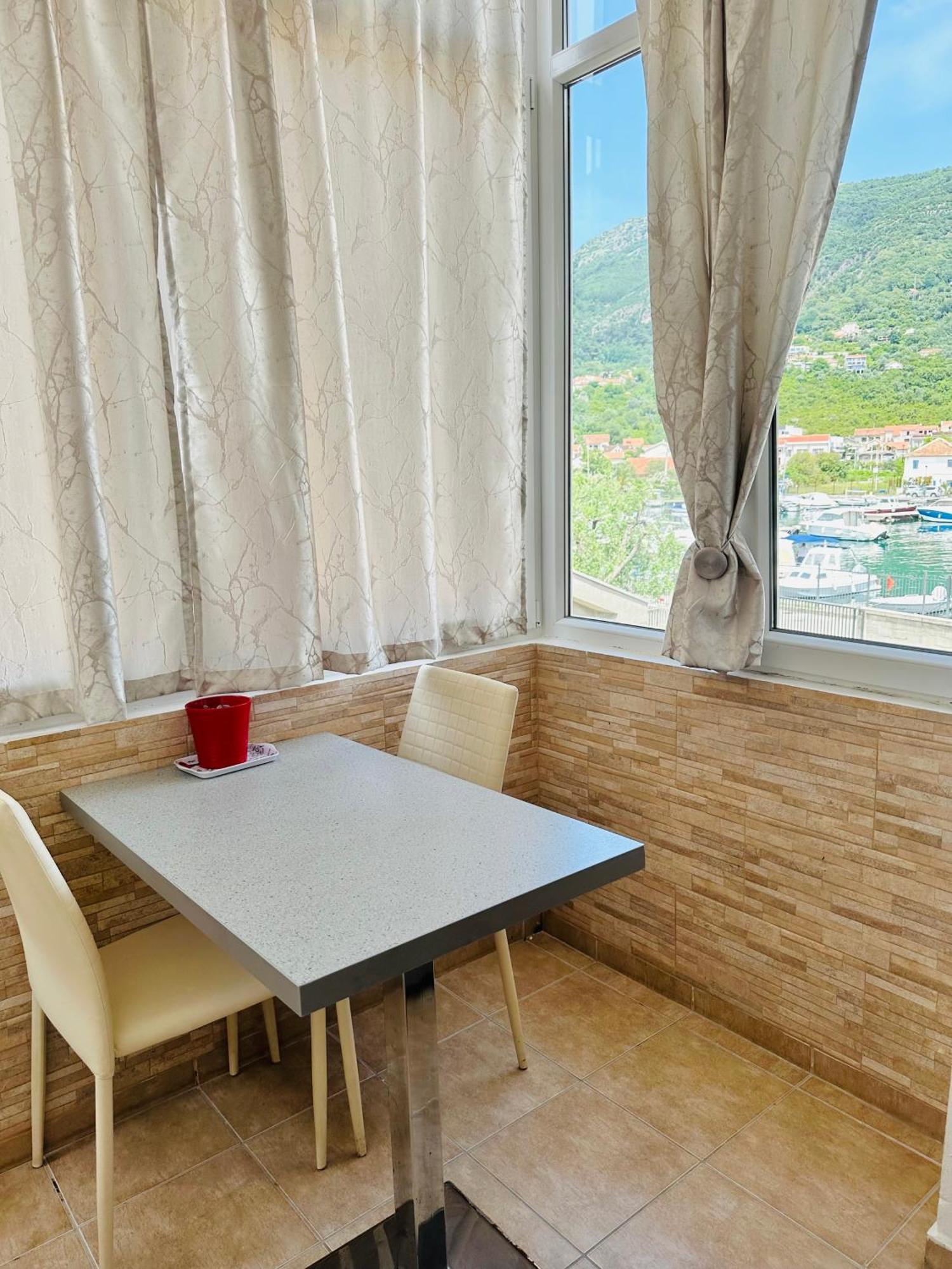 Villa Nela Tivat Exterior foto